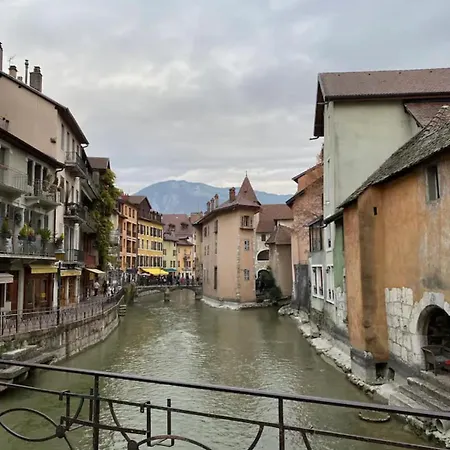 Spacious Charming Studio Near Lake * Annecy